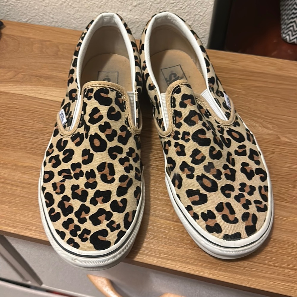 Cheetah print vans skate shoes